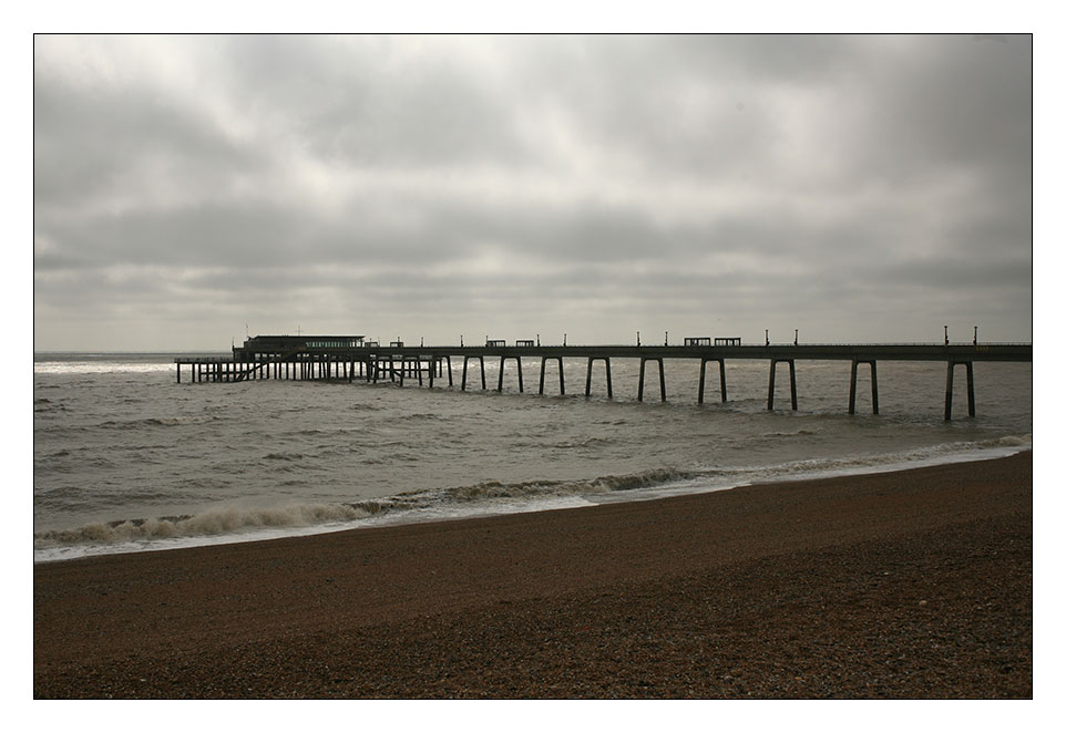 Jettée sur la mer du Nord - Deal - Angleterre